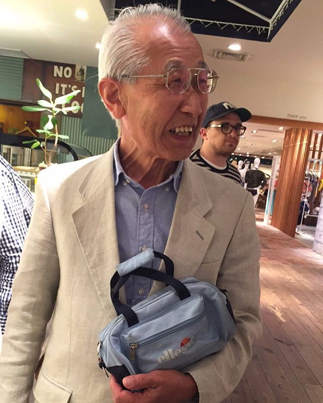 Men in Tokyo love small bags ?️