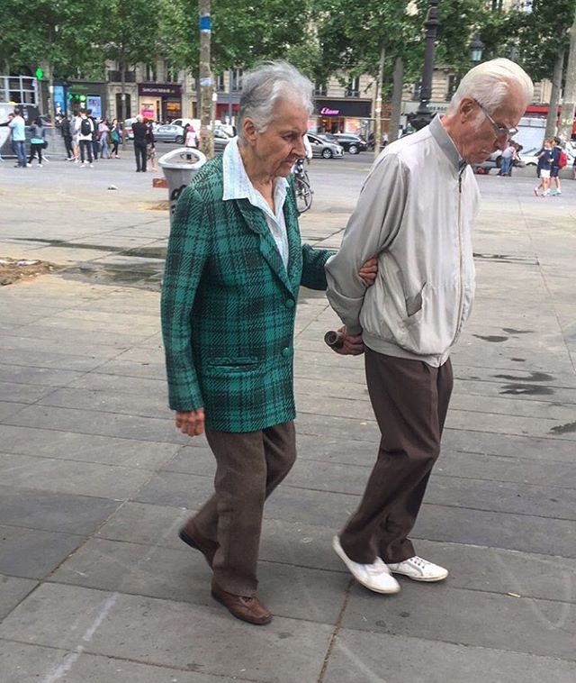 Old couples in love rule